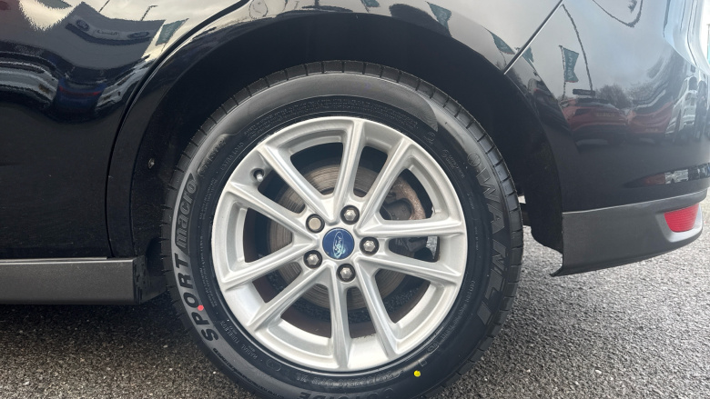 Ford Grand C-MAX 1.5 TDCi Zetec 5dr Diesel Estate